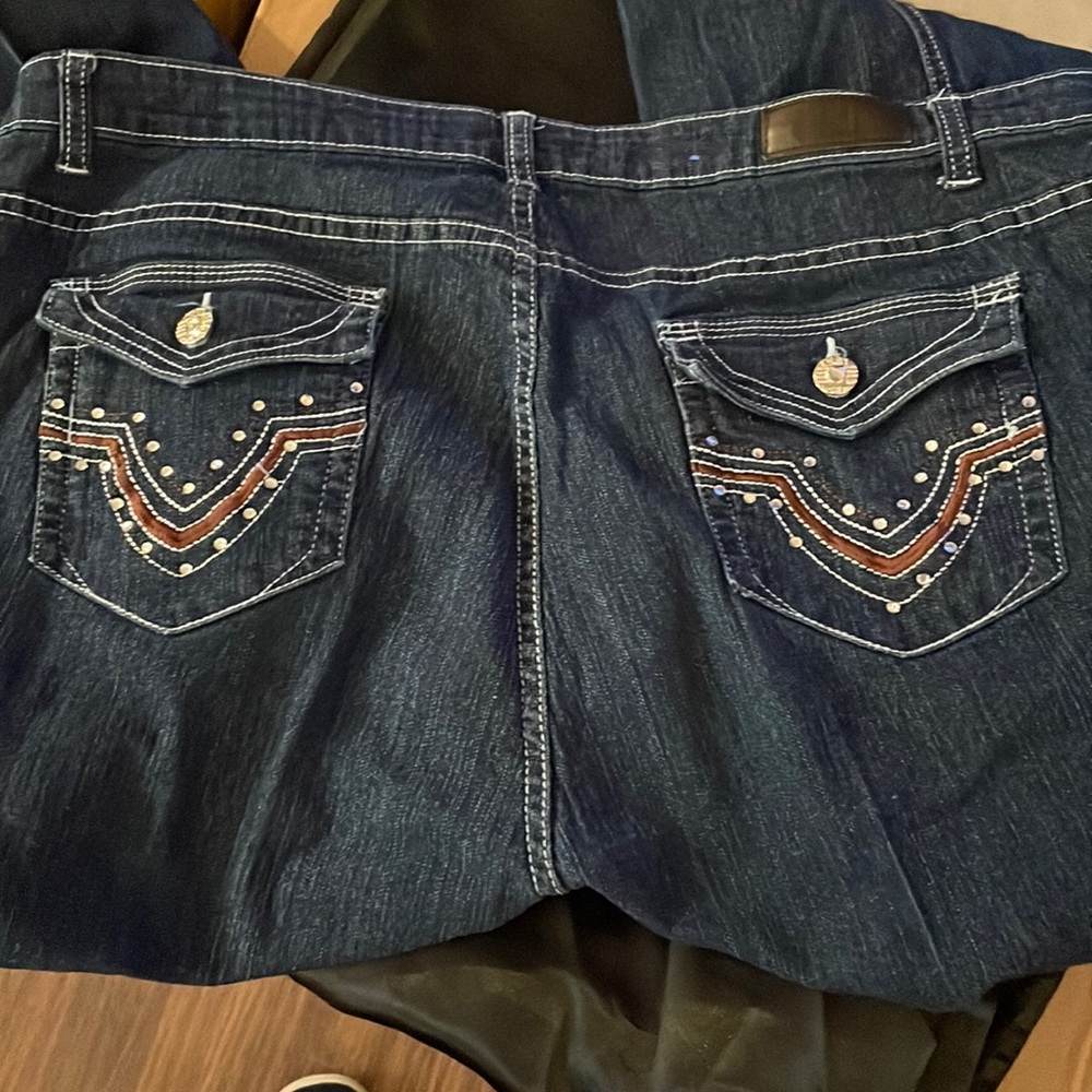 Ladies stretch denim jeans
